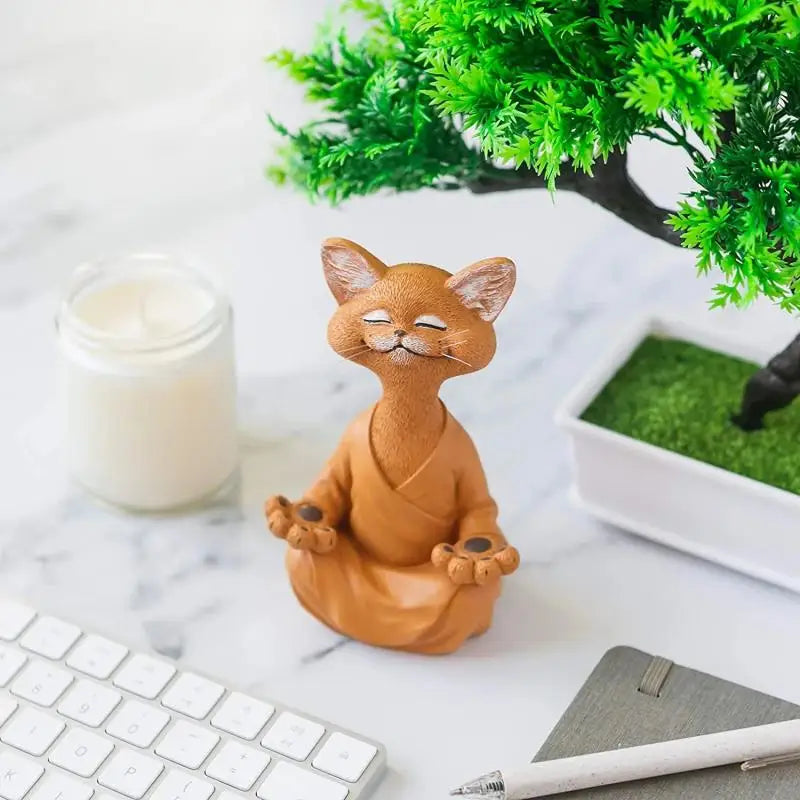 Sculpture de chat Zen en méditation, résine peinte à la main