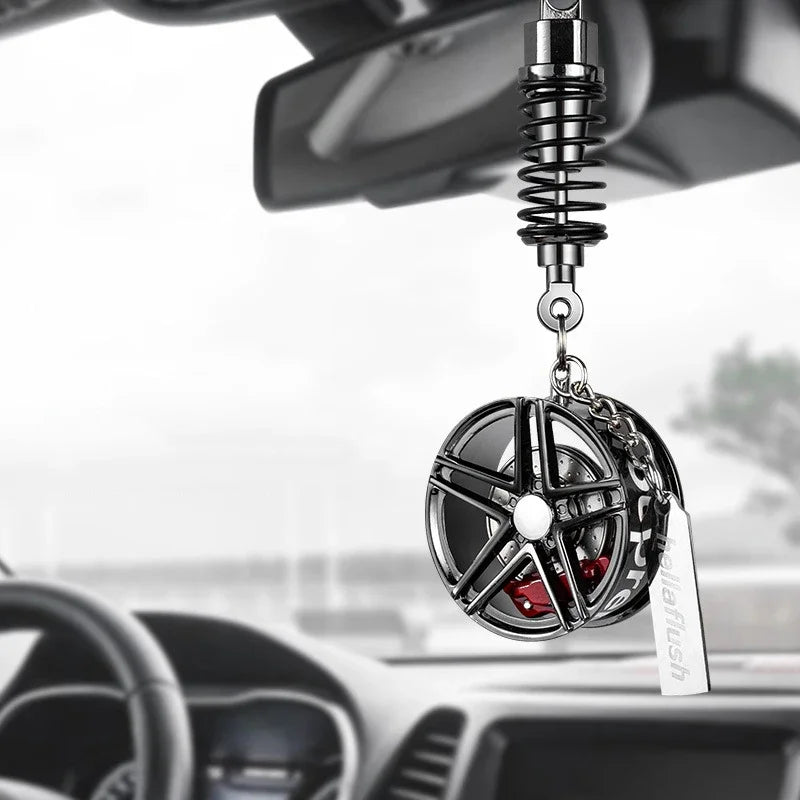 Pendentif roue de voiture