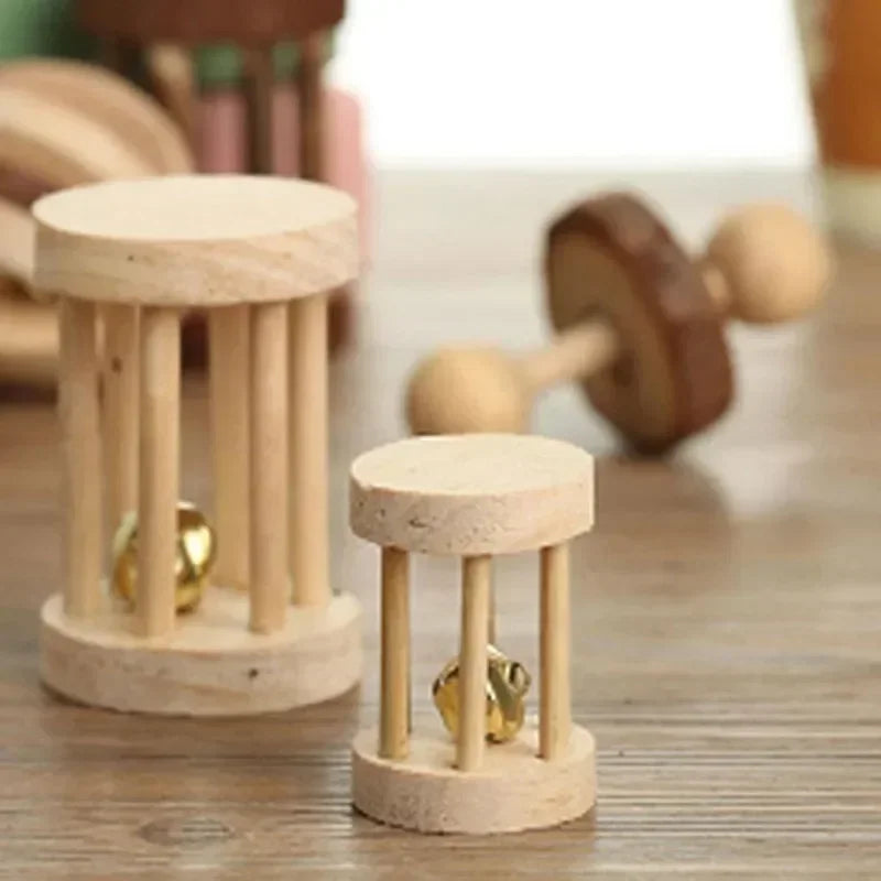 Jouets en bois pour petits animaux