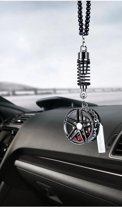 Pendentif roue de voiture